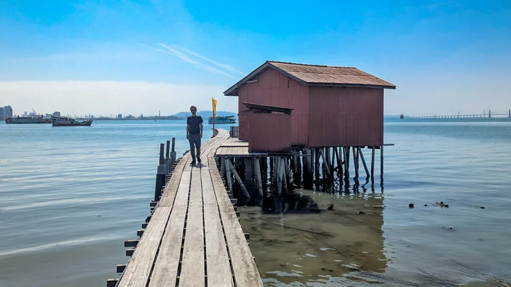 Clan Jetties Floating Village